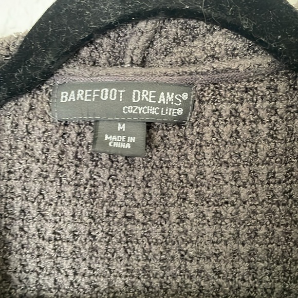 BAREFOOT DREAMS Cardigan - Picture 3 of 4